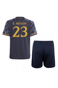 Real Madrid Ferland Mendy #23 Jalkapallovaatteet Lasten Vieraspeliasu 2023-24 Lyhythihainen (+ Lyhyet housut)